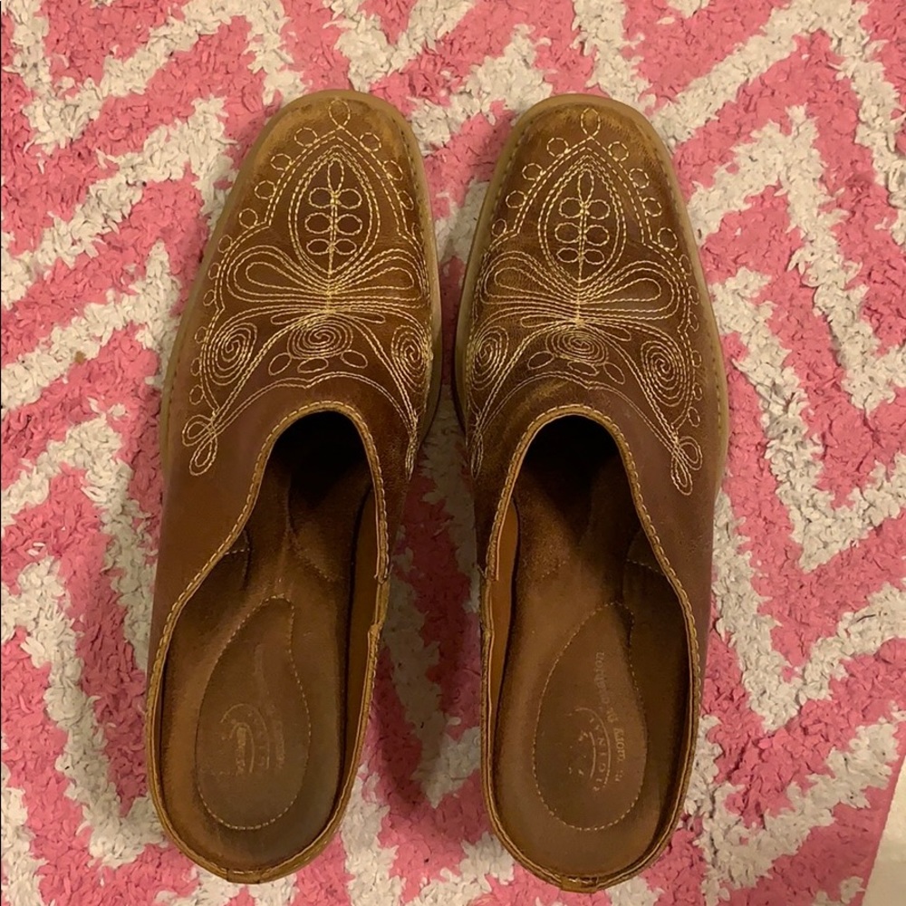 Dr. Scholl’s Cowboy Boot Clogs